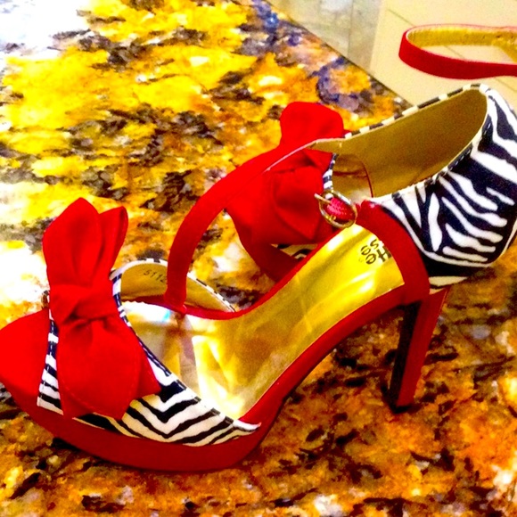 - - - Charlotte Russe fancy zebra print heels - Picture 3 of 5